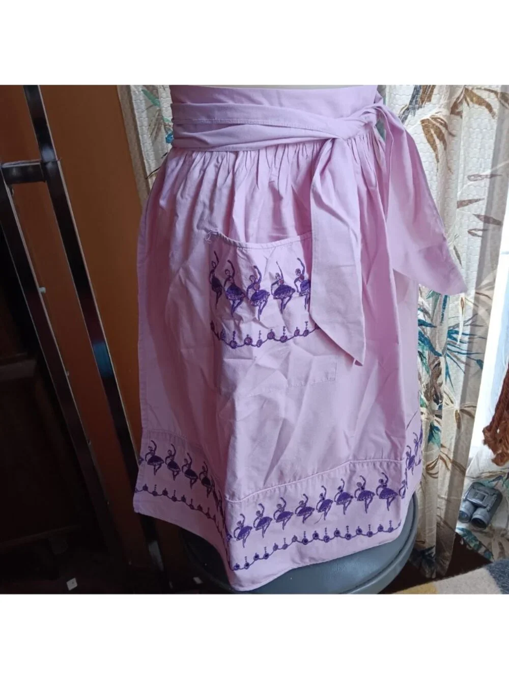 True Vintage 1950's Kitchen Apron Purple Ballerina Embroidery Neat N Tidy Trad